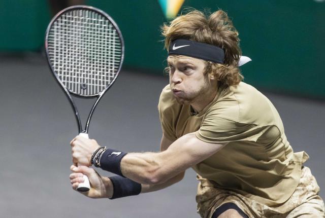 卢布列夫500赛连夺四冠 连胜记录高居历史第三